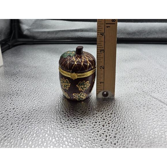 Harry & David Acorn-Shaped Ceramic Trinket Box With Gold Leaf Accents & Hinged - Picture 7 of 7